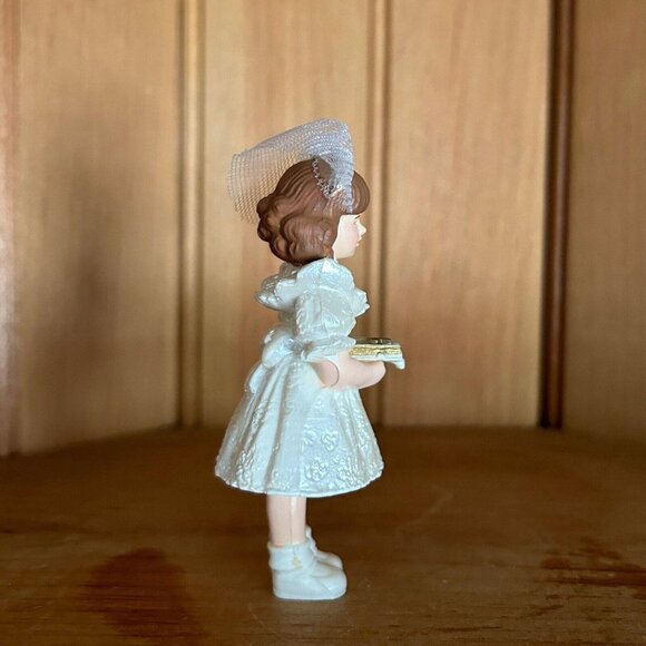 Vintage Wilton Communion Girl Brunette Tulle Veil Cake Topper Cupcake Decoration - Picture 4 of 6